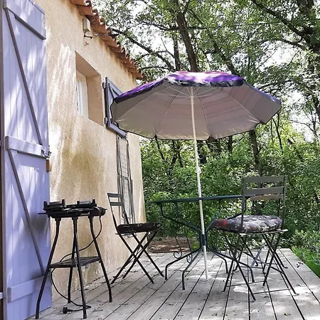 Le Cabanon * Sainte-Croix-a-Lauze