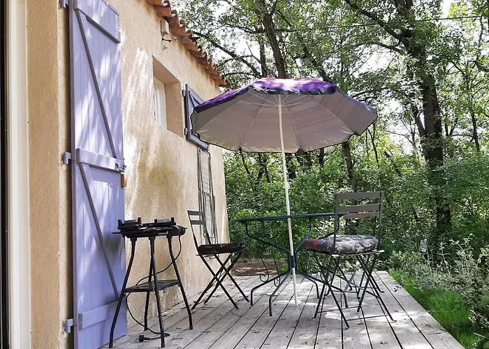 Le Cabanon * Sainte-Croix-a-Lauze